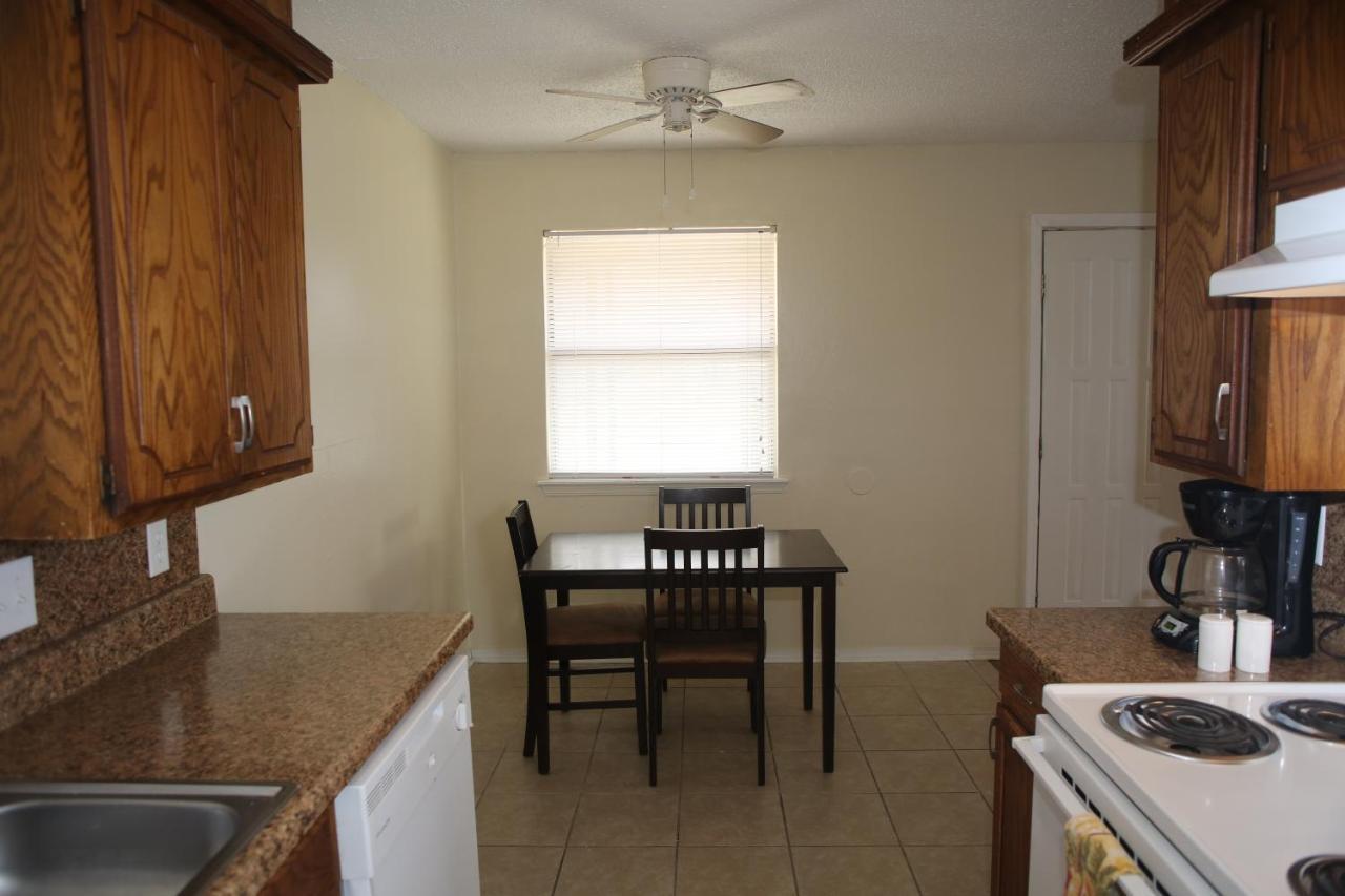 Apartamento 2 Bed/ 1 Bath Next To Ft. Sill Lawton Exterior foto